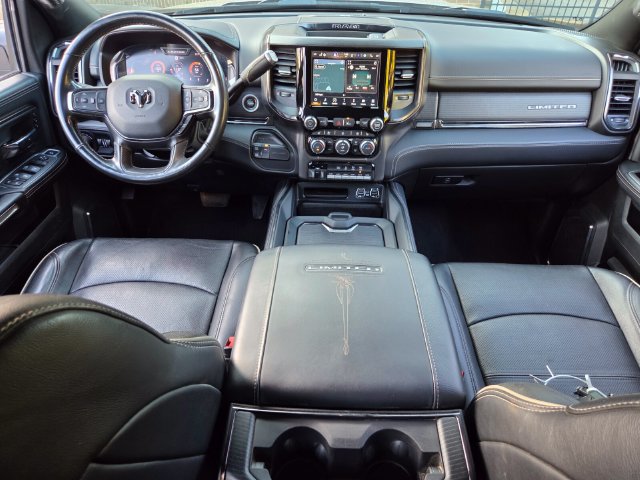 Used 2024 RAM 3500 Limited AWD/4WD image 11