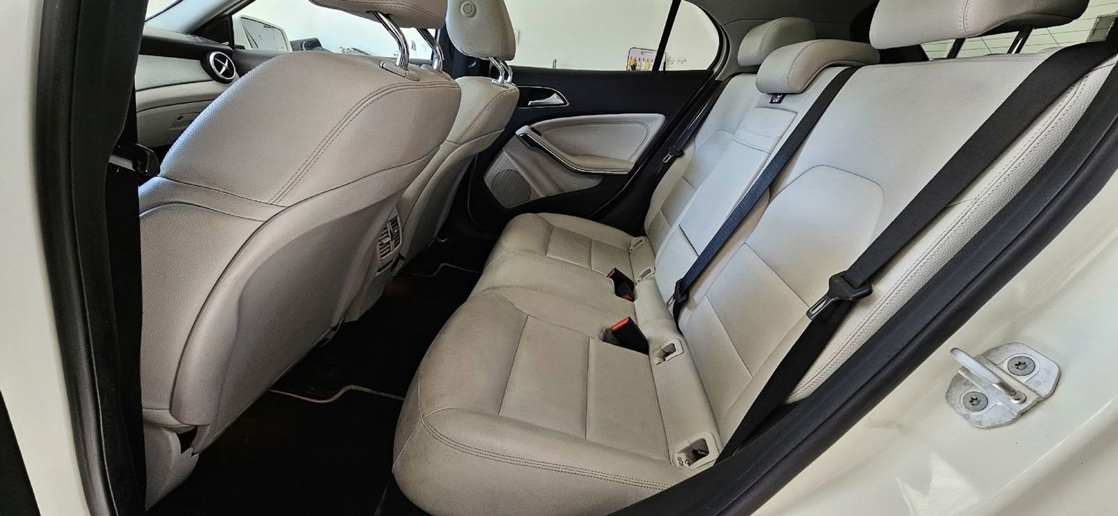 Used 2015 Mercedes-Benz GLA 250 4MATIC image 17