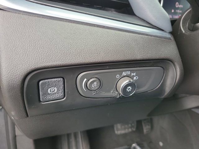 Used 2020 Buick Enclave Essence FWD image 19