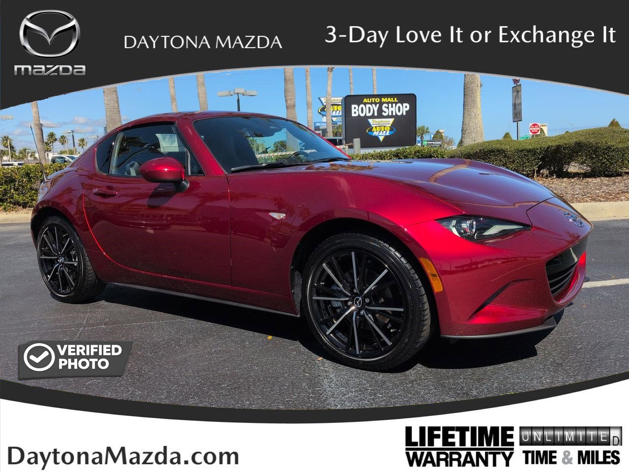 Used 2024 MAZDA MX-5 Miata RF Grand Touring image 1