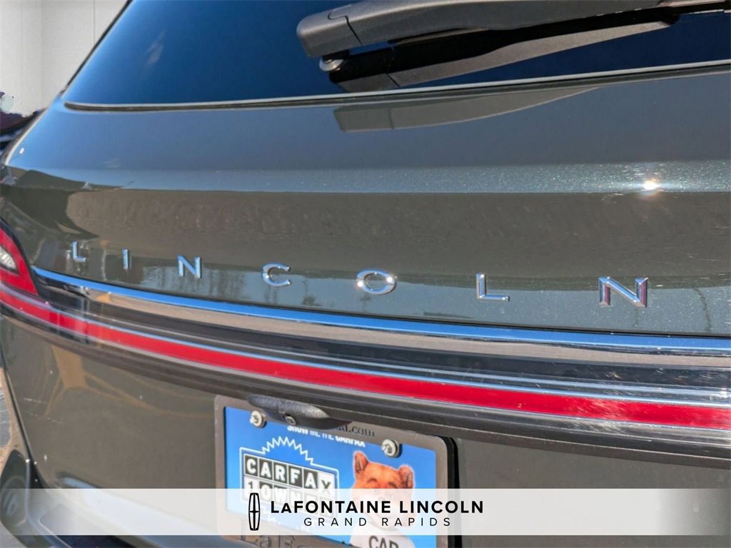 Certified 2023 Lincoln Nautilus Reserve image 9