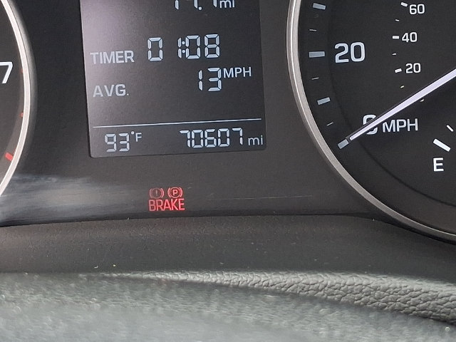 Used 2018 Hyundai Elantra SE FWD image 18