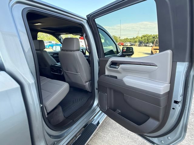 Used 2026 GMC Sierra 1500 SLT w/ SLT Premium Plus Package AWD/4WD image 16
