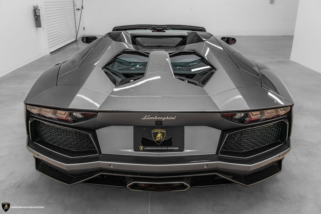 Used 2015 Lamborghini Aventador LP 700-4 AWD/4WD image 19