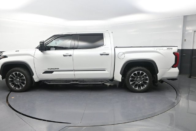 Used 2022 Toyota Tundra Limited AWD/4WD image 4