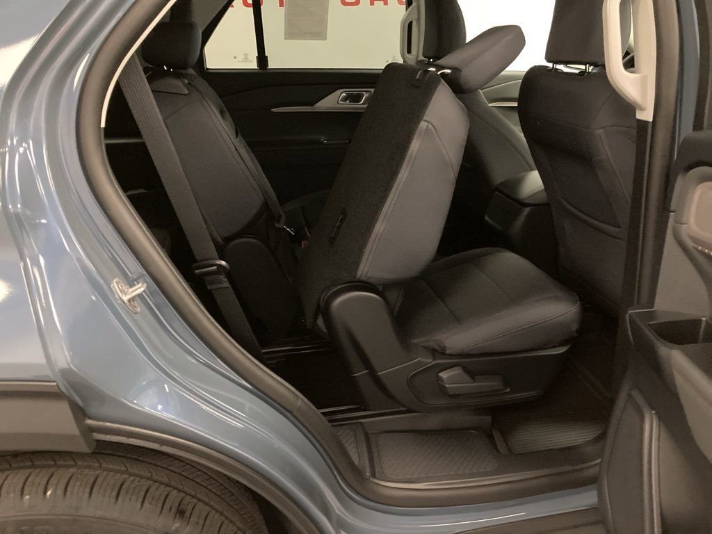 New 2026 Ford Explorer Active AWD/4WD image 35