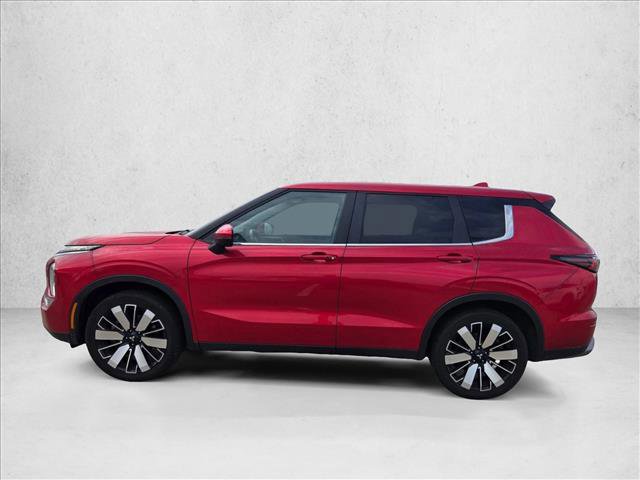 Used 2025 Mitsubishi Outlander SE AWD/4WD image 8