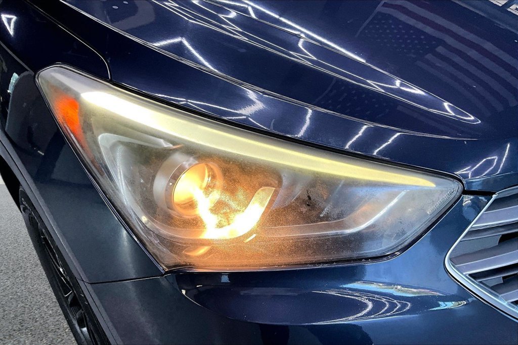 Used 2018 Hyundai Santa Fe Sport w/ 2.4L Value Package 02 FWD image 31