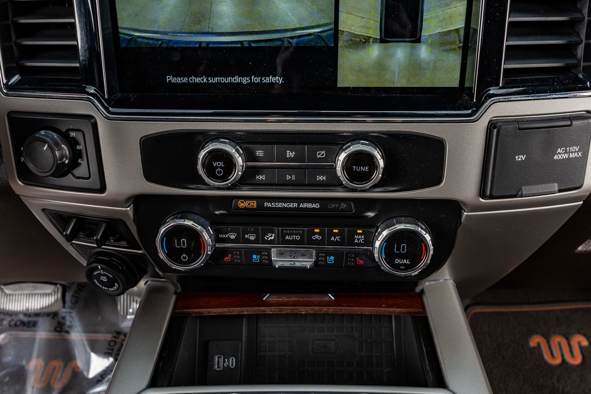 Used 2022 Ford F250 King Ranch w/ King Ranch Ultimate Package AWD/4WD image 27