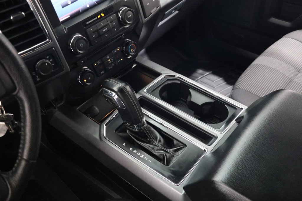 Used 2015 Ford F150 XLT w/ Equipment Group 302A Luxury AWD/4WD image 29