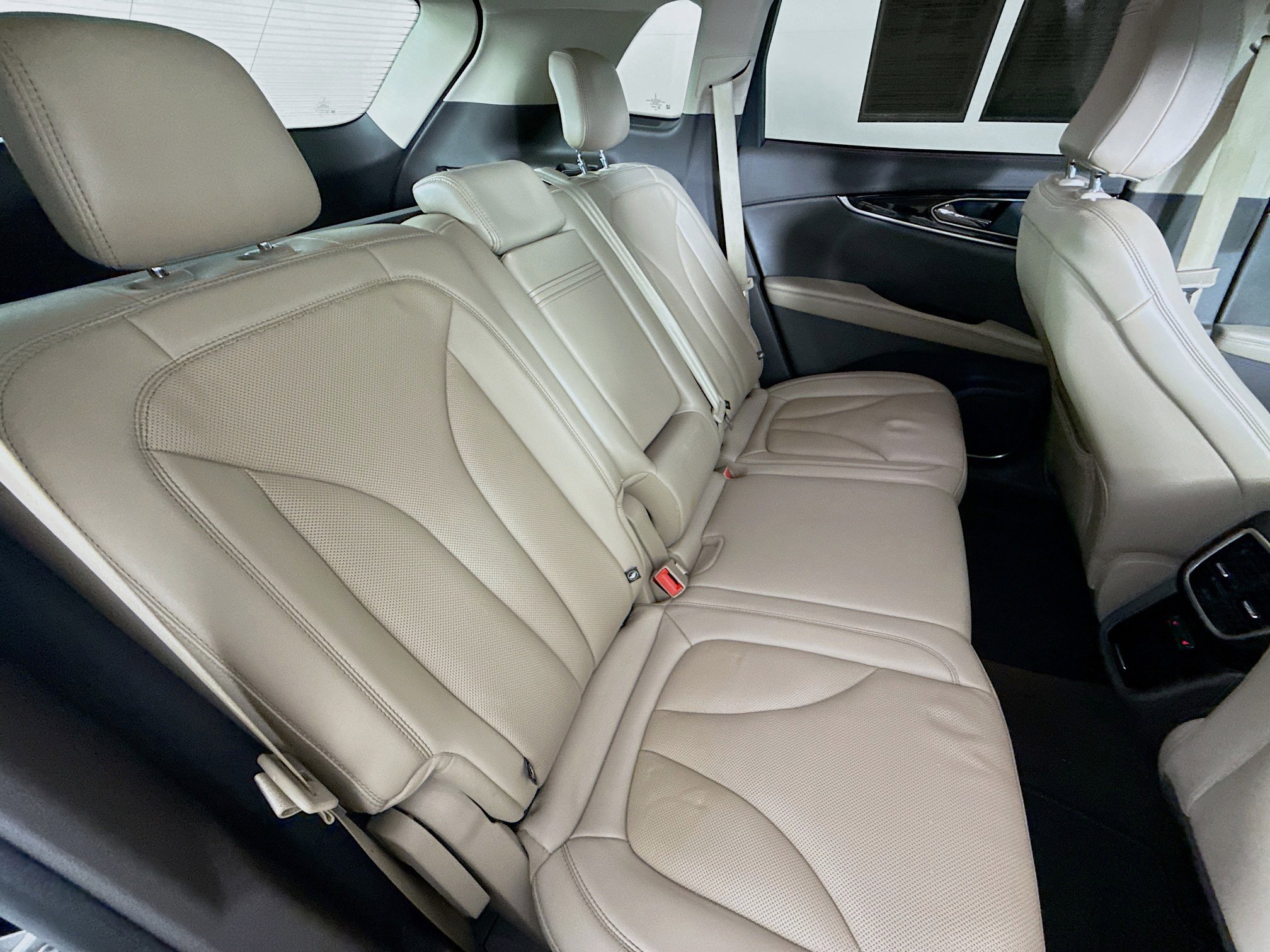 Used 2021 Lincoln Nautilus Reserve image 36