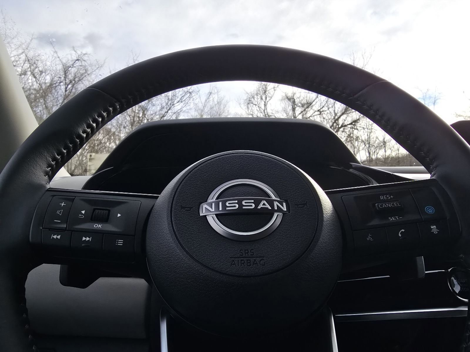 New 2025 Nissan Pathfinder SL image 15