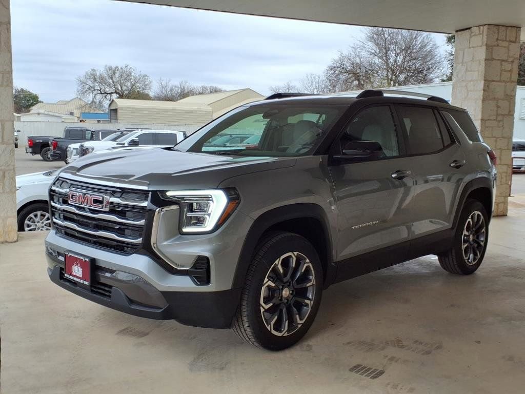 New 2025 GMC Terrain Elevation w/ Elevation Premium Package AWD/4WD image 17