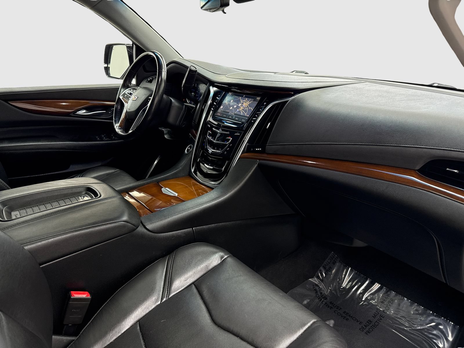 Used 2018 Cadillac Escalade Luxury AWD/4WD image 45