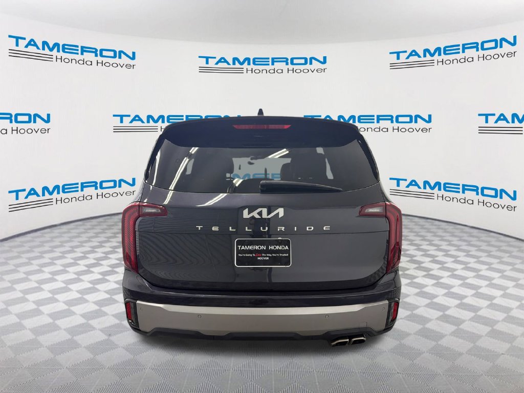 Used 2025 Kia Telluride S FWD image 4