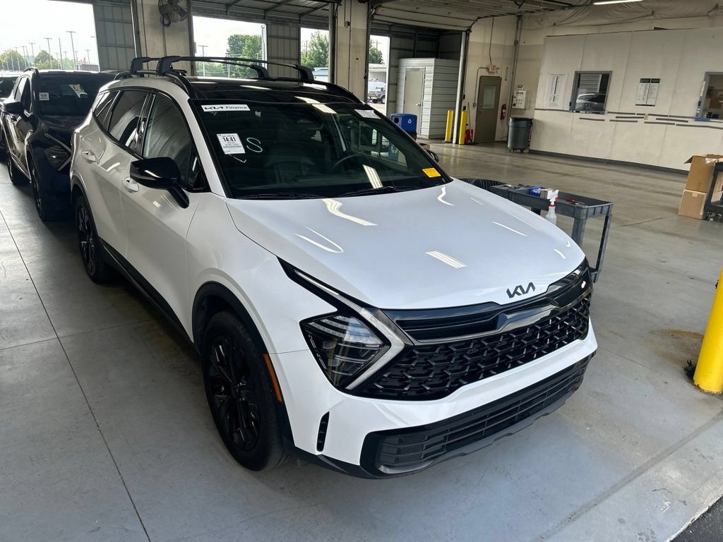 Used 2025 Kia Sportage X-Line w/ Premium Package AWD/4WD image 1