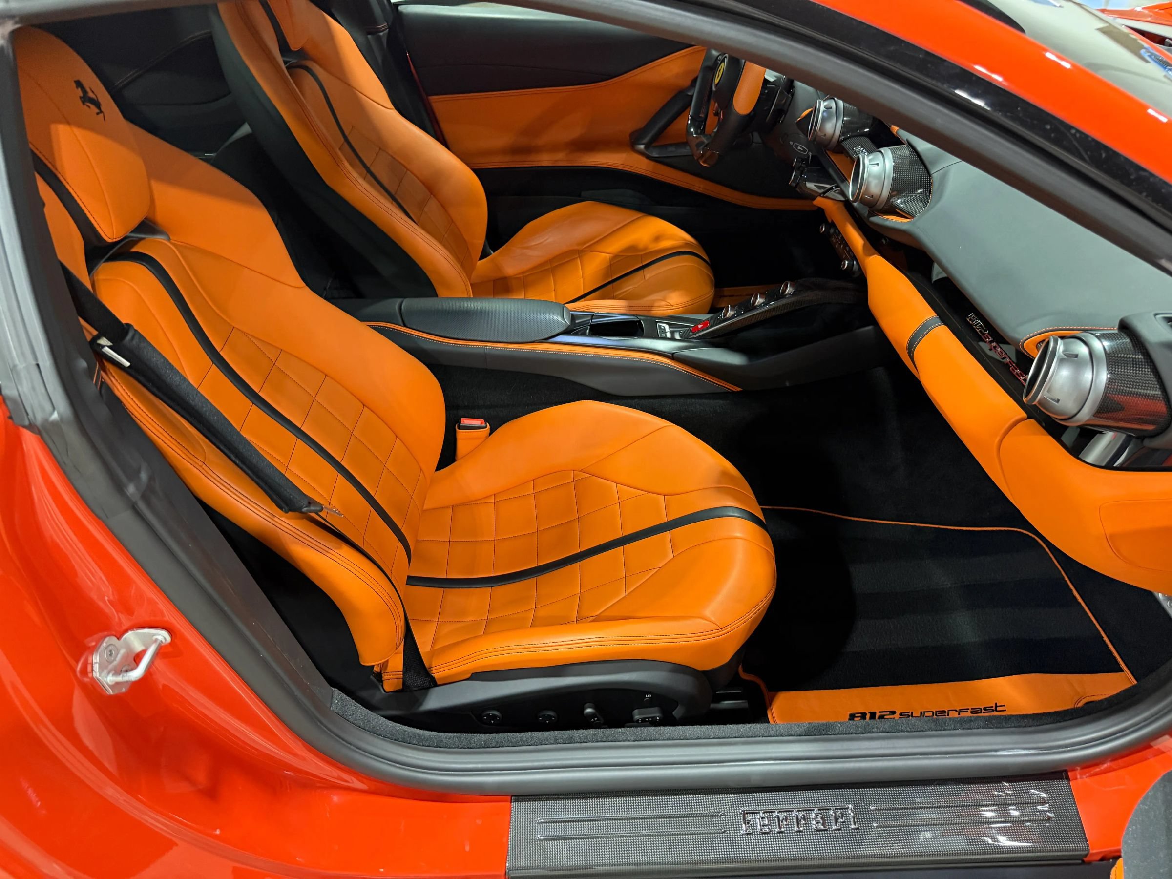Used 2020 Ferrari 812 Superfast RWD image 59