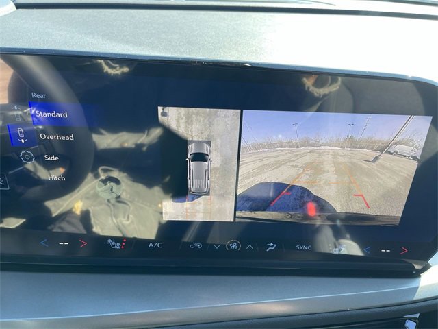 New 2026 Chevrolet Traverse LT w/ Driver Confidence Package image 17