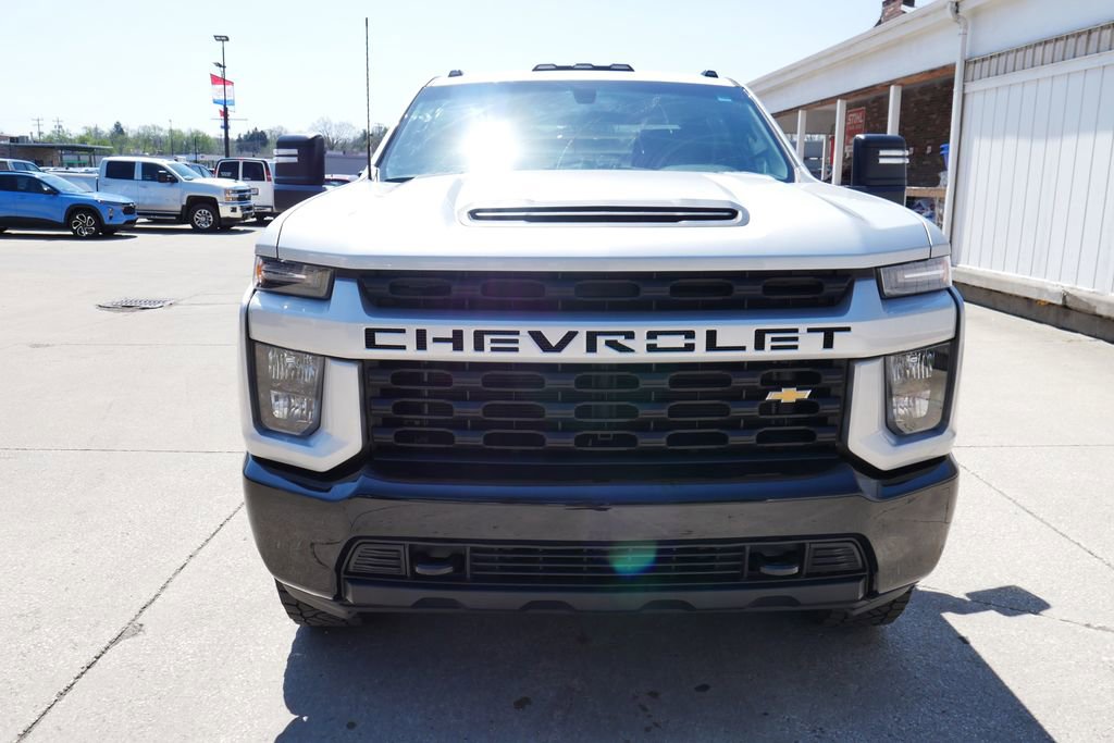 Used 2021 Chevrolet Silverado 2500 Custom w/ Custom Convenience Package AWD/4WD image 3