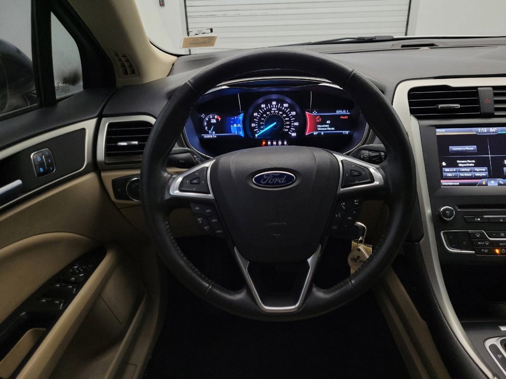 Used 2016 Ford Fusion SE w/ Equipment Group 202A FWD image 22