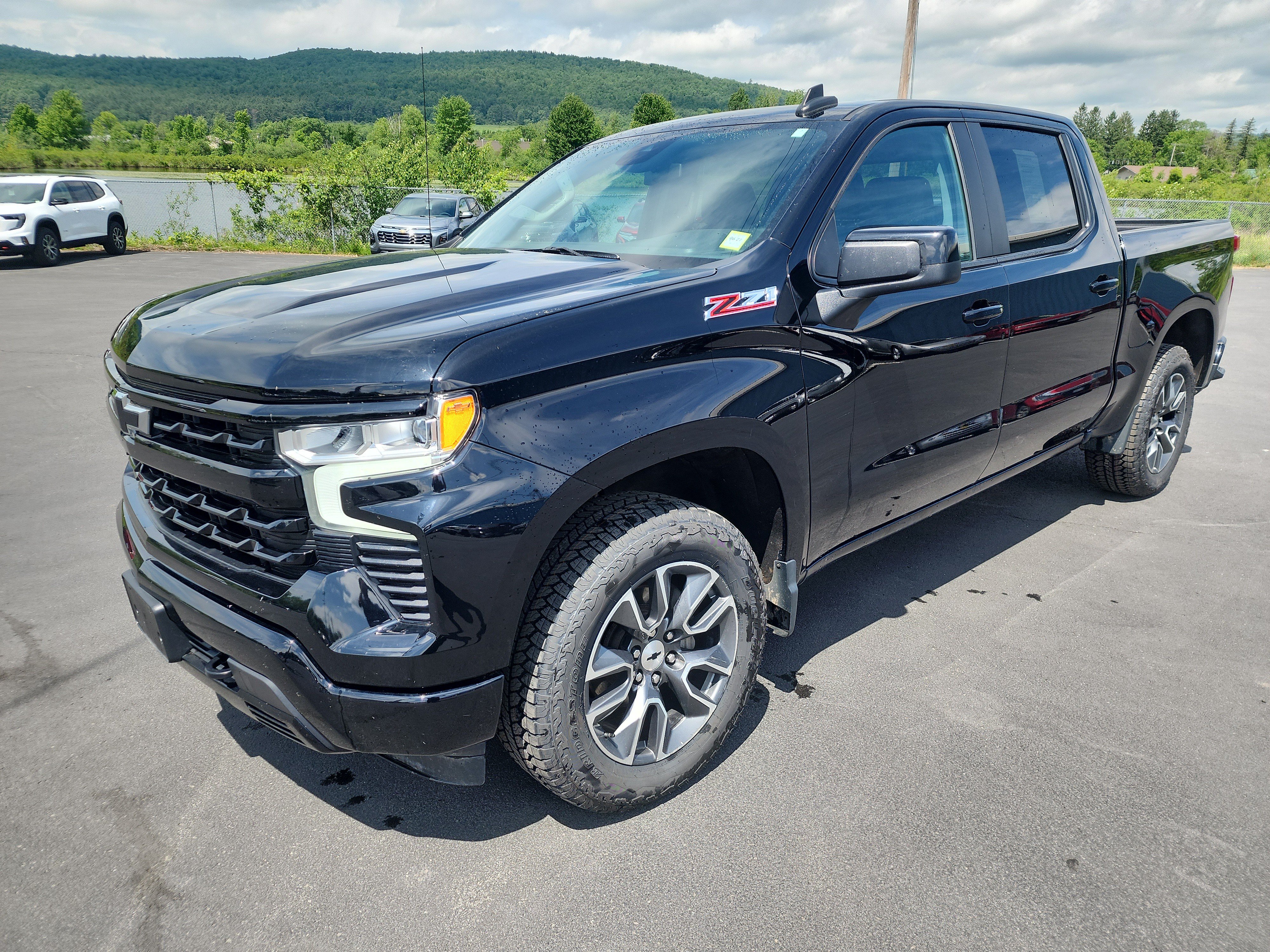 Certified 2023 Chevrolet Silverado 1500 RST AWD/4WD image 4