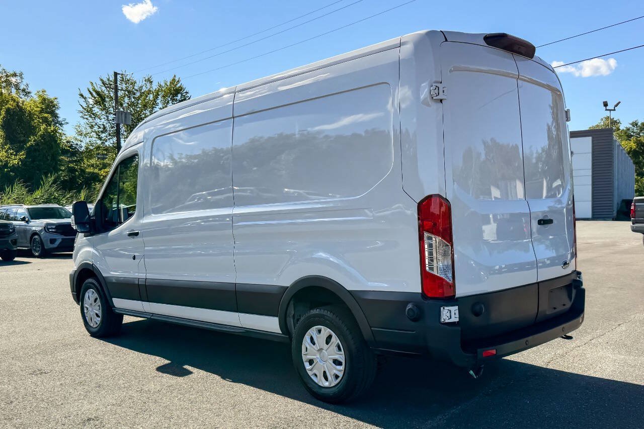 Used 2023 Ford E-Transit Medium Roof w/ Load Area Protection Package RWD image 5