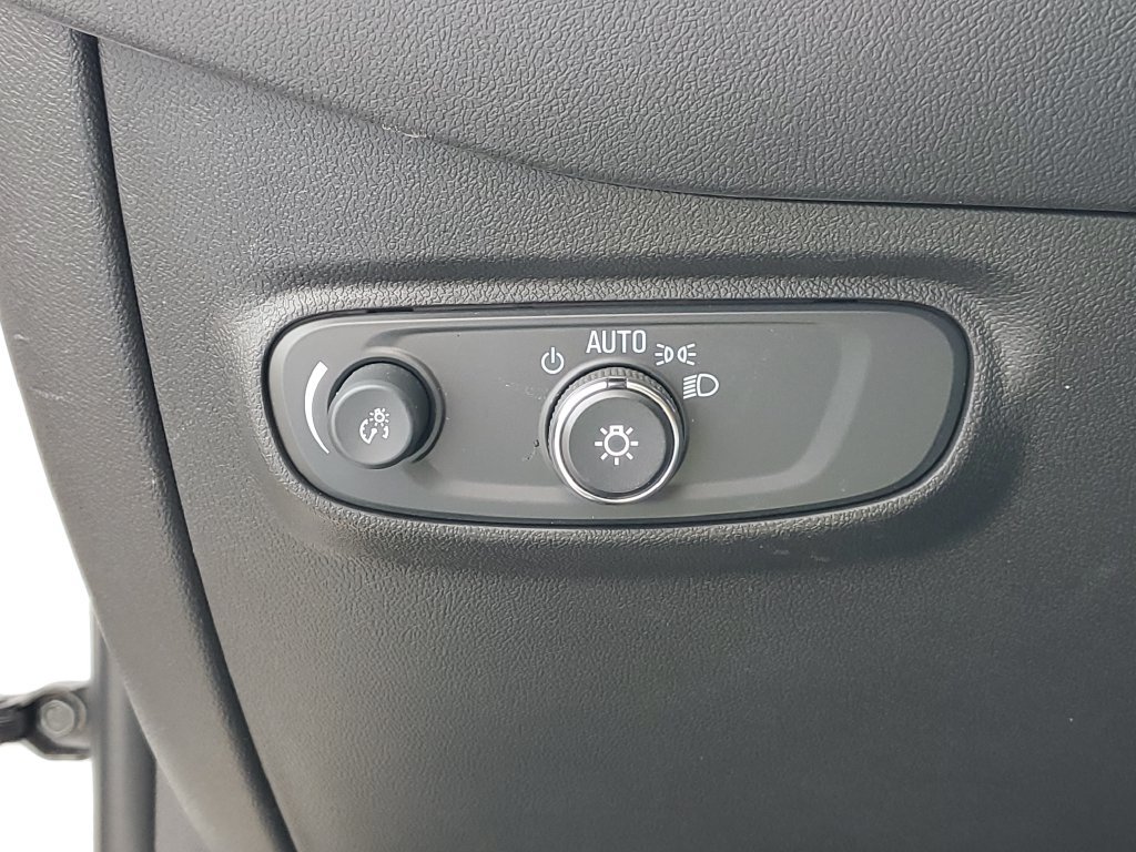 Used 2024 Chevrolet Equinox LT FWD image 8