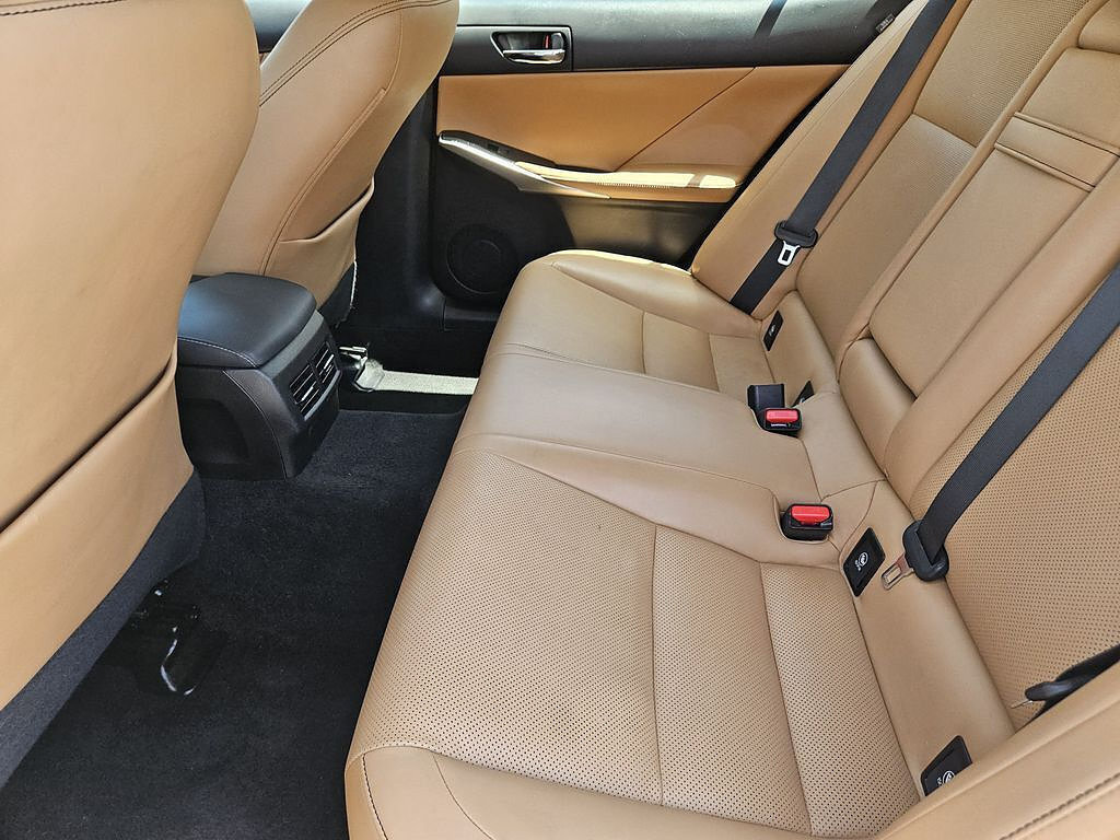 Used 2016 Lexus IS 200t RWD image 22