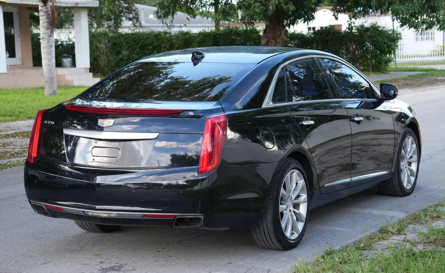 Used 2016 Cadillac XTS Luxury FWD image 6