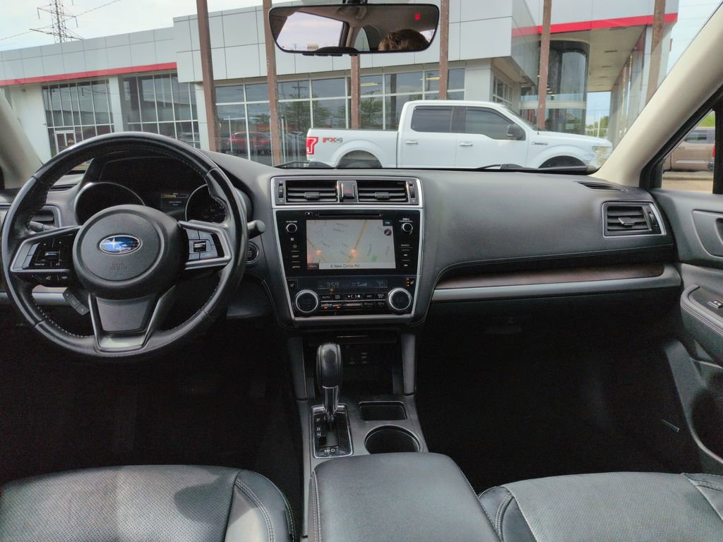 Used 2018 Subaru Outback 3.6R Limited image 12