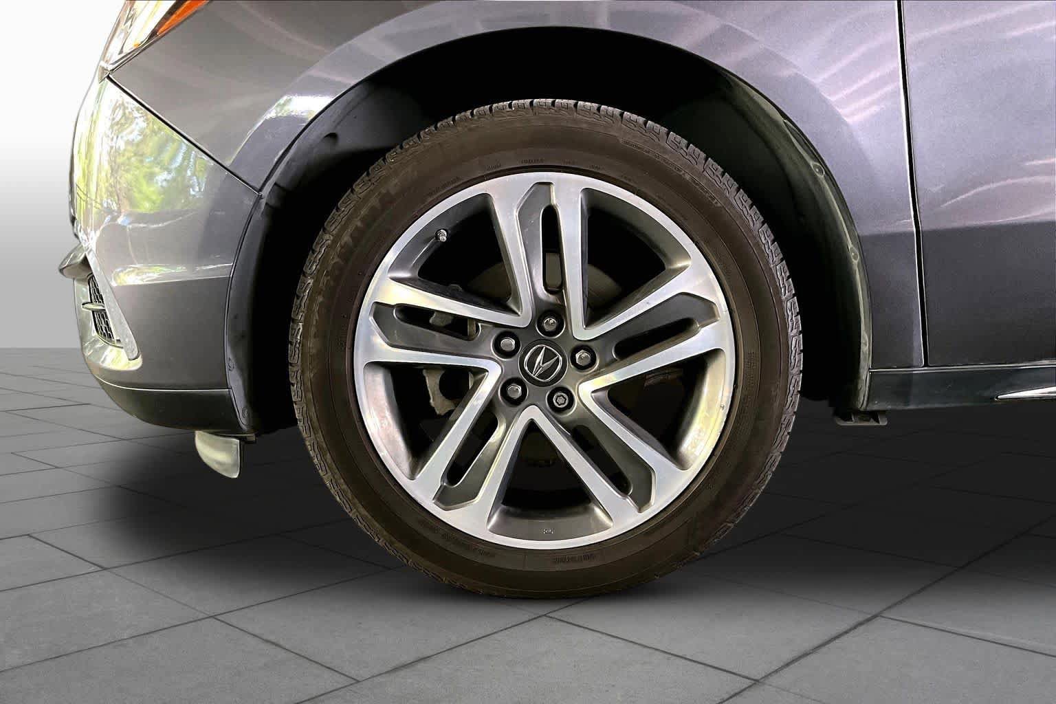 Used 2017 Acura MDX SH-AWD image 10