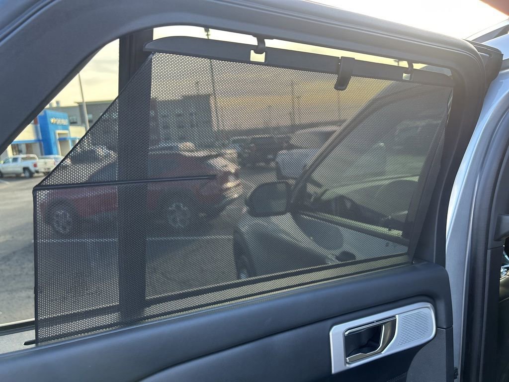 Used 2022 Ford Explorer Platinum w/ Equipment Group 601A image 37