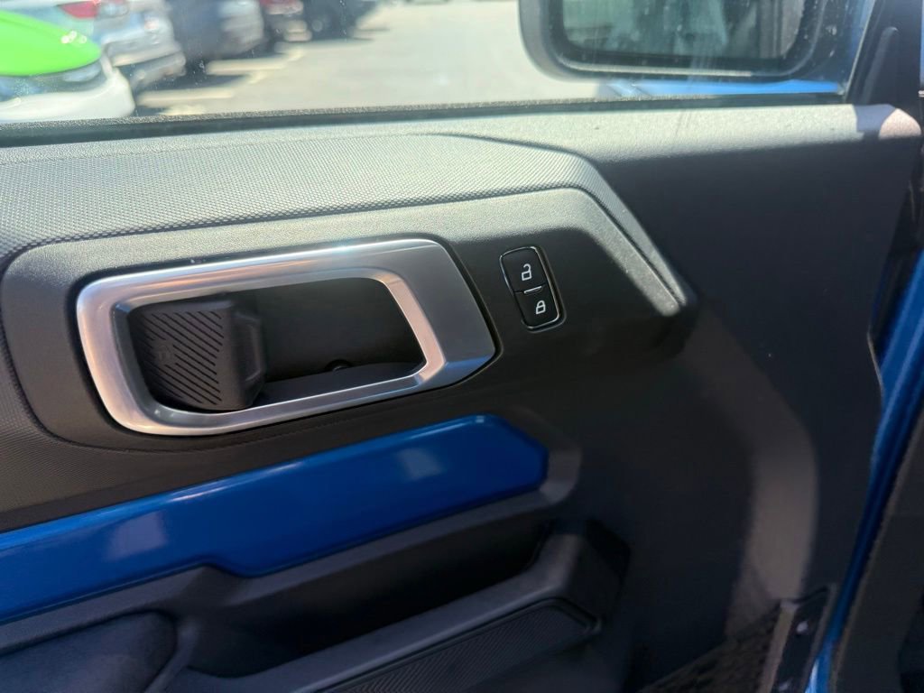 New 2026 Ford Bronco 2-Door AWD/4WD image 11