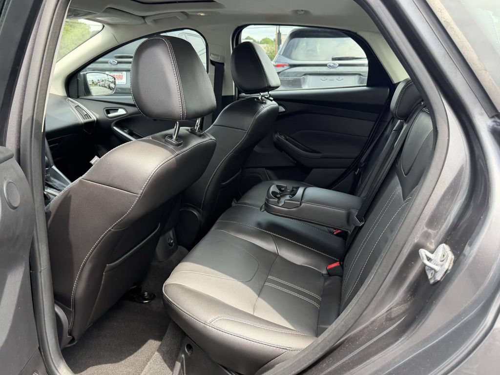 Used 2014 Ford Focus Titanium FWD image 15