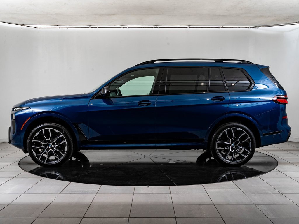 Used 2024 BMW X7 M60i w/ Executive Package image 5