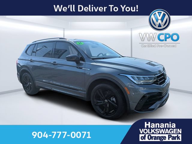 Certified 2024 Volkswagen Tiguan SE R-Line FWD image 1
