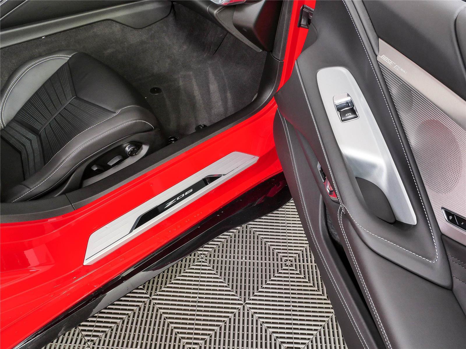 Used 2024 Chevrolet Corvette Z06 RWD image 21