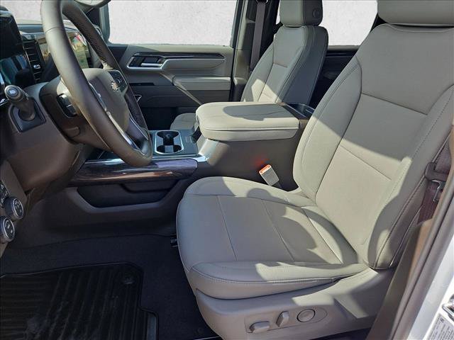 New 2026 Chevrolet Silverado 2500 LTZ w/ LTZ Premium Package AWD/4WD image 4