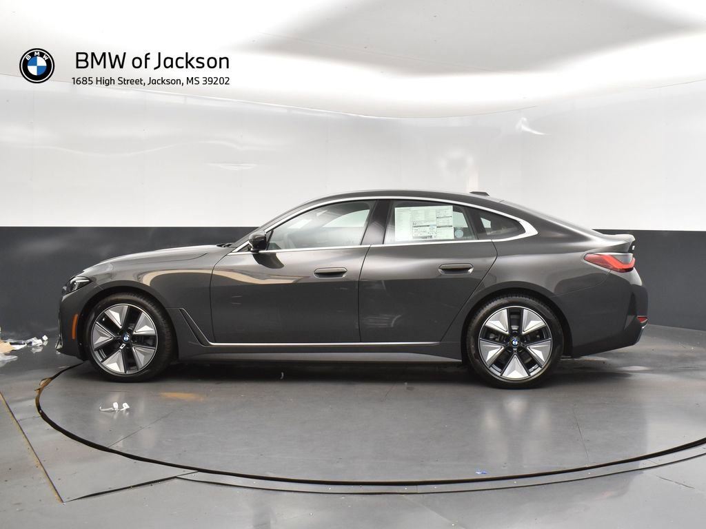 New 2025 BMW i4 eDrive40 w/ Premium Package RWD image 4