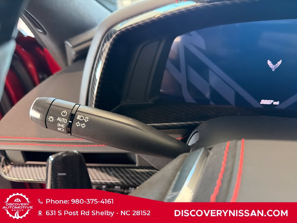 Used 2025 Chevrolet Corvette E-Ray AWD/4WD image 32
