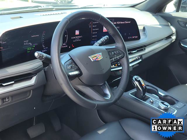 Certified 2025 Cadillac XT4 Premium Luxury FWD image 17
