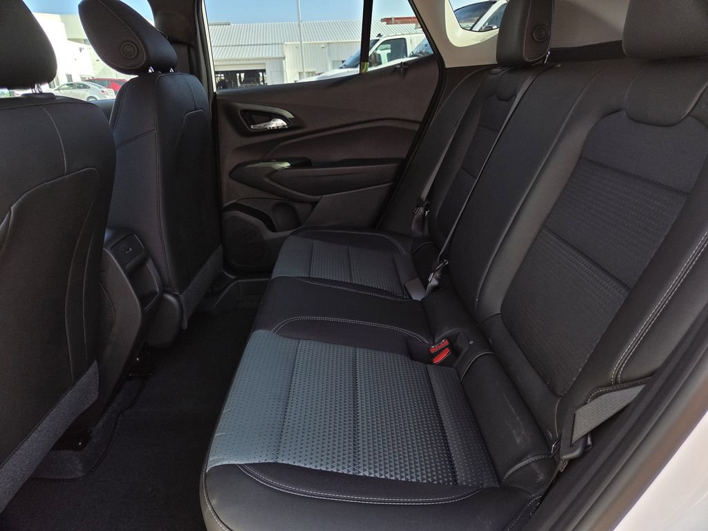 New 2026 Chevrolet Trax LT FWD image 19