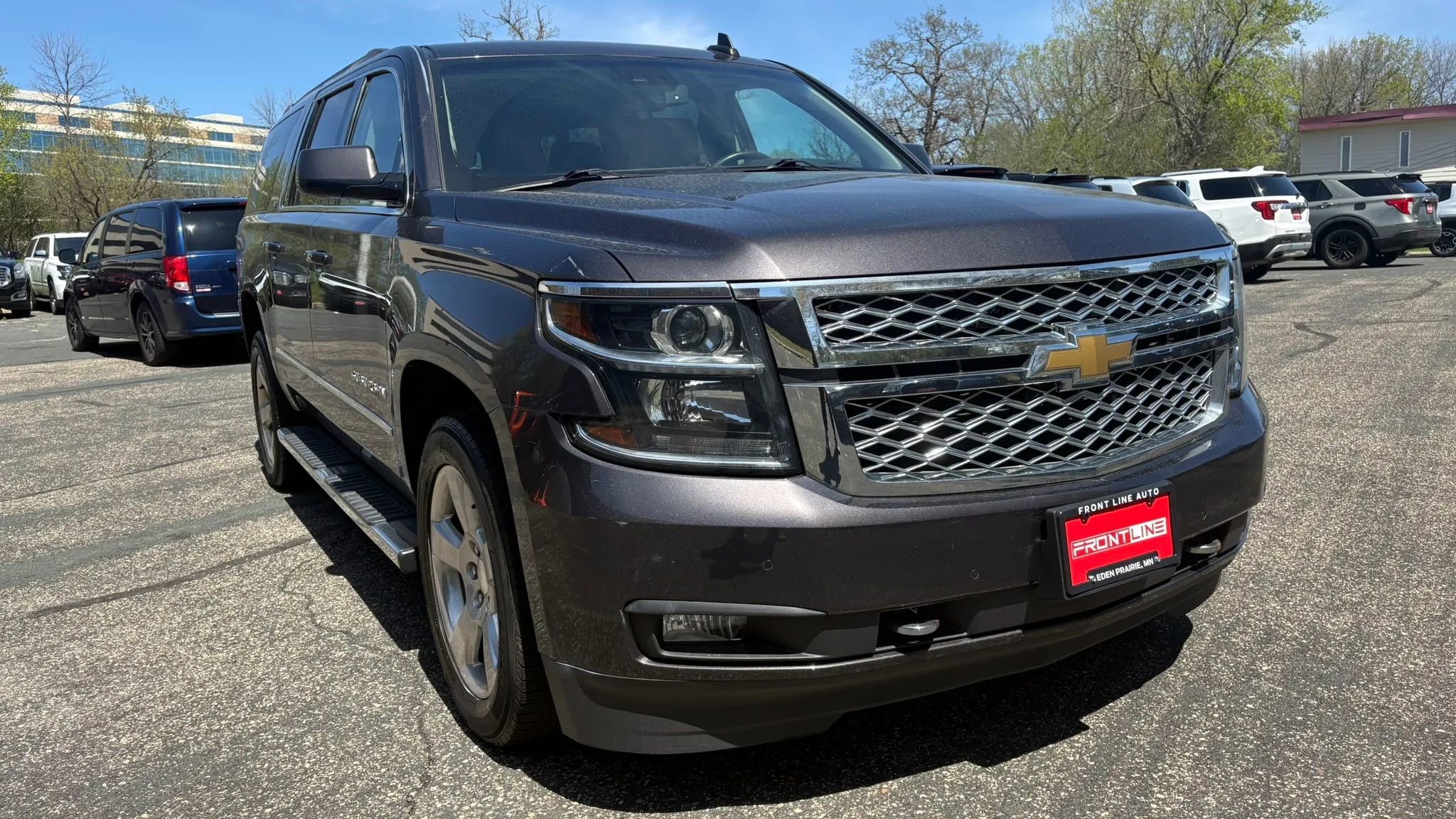 Used 2018 Chevrolet Suburban LT w/ LT Signature Package AWD/4WD image 13