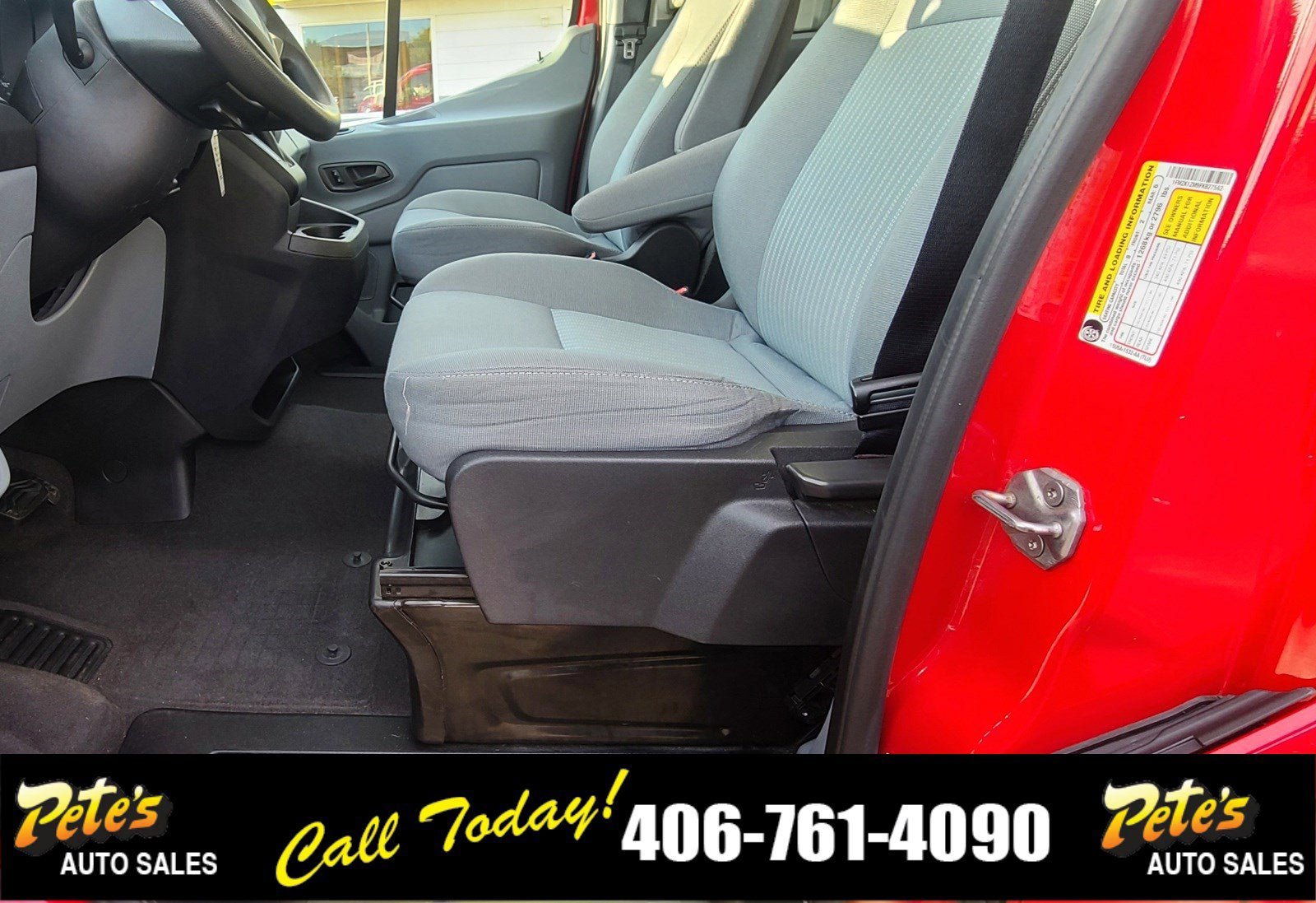 Used 2015 Ford Transit 150 XLT RWD image 17