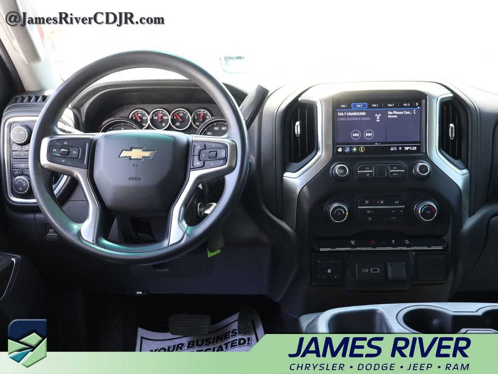 Used 2020 Chevrolet Silverado 2500 LT w/ Z71 Off-Road Package AWD/4WD image 17