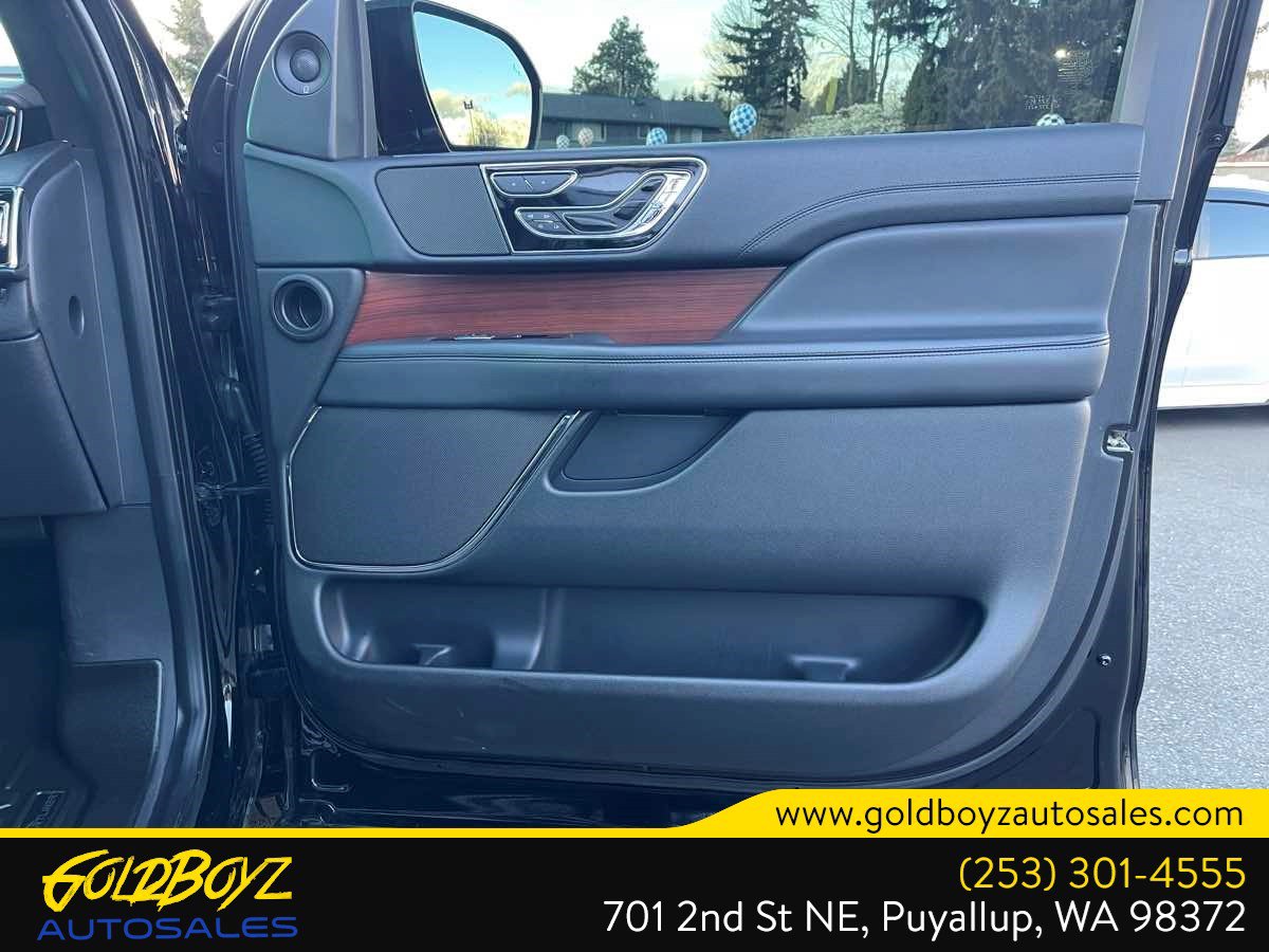 Used 2022 Lincoln Navigator L Reserve image 34