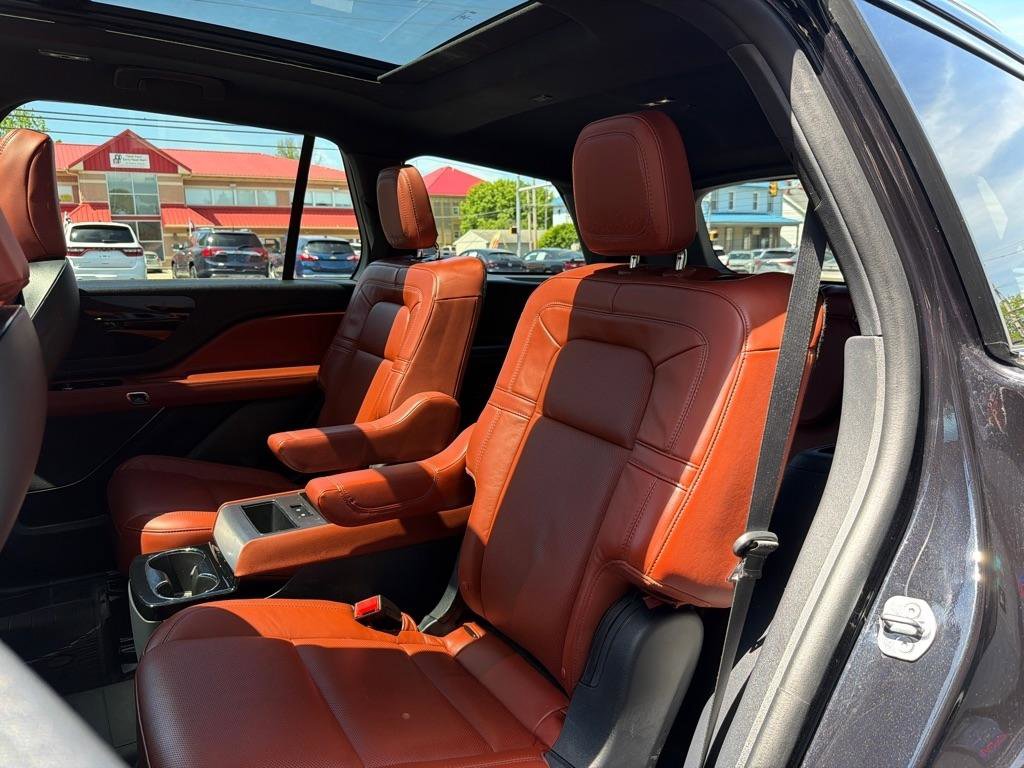 Used 2025 Lincoln Aviator Reserve AWD/4WD image 20