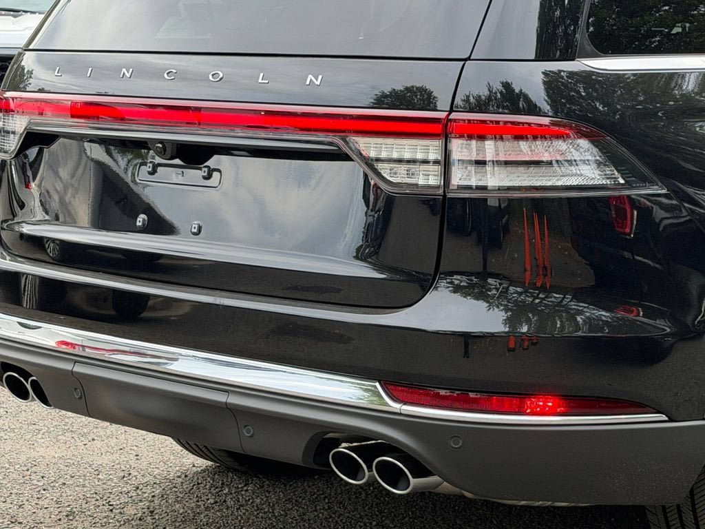 New 2026 Lincoln Aviator Reserve AWD/4WD image 6