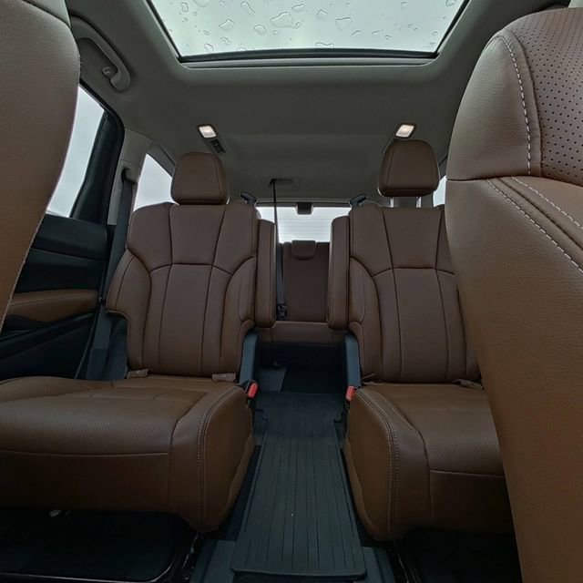 Used 2025 Subaru Ascent Touring w/ Popular Package #2 image 30