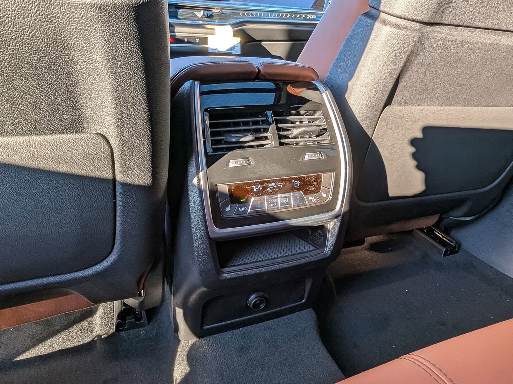 New 2026 BMW X6 xDrive40i image 35